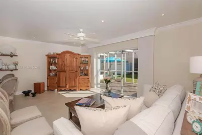 597 NW 208th Dr #., Pembroke Pines, FL 33029 - Photo 4