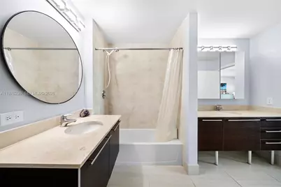 1900 N Bayshore Dr #2512, Miami, FL 33132 - Photo 24