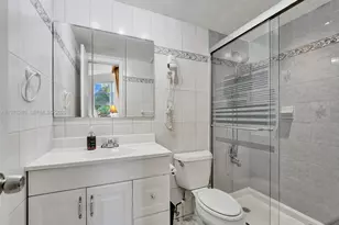 201 178th Dr, Sunny Isles Beach, FL 33160 - Photo 24