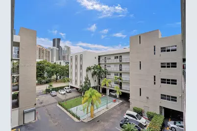 201 178th Dr #439, Sunny Isles Beach, FL 33160 - Photo 32