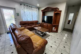 3560 NW 19th St, Miami, FL 33125 - Photo 4