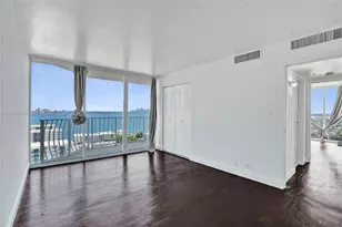 7601 E Treasure Dr, North Bay Village, FL 33141 - Photo 28