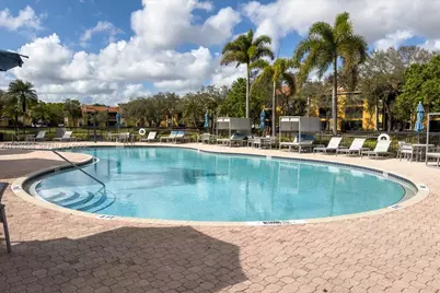 3814 Coral Tree Cir #3814, Coconut Creek, FL 33073 - Photo 2