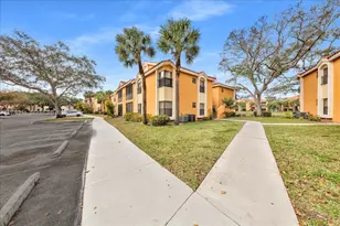 3814 Coral Tree Cir, Coconut Creek, FL 33073 - Photo 4