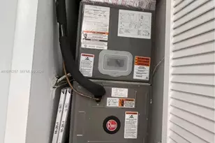 1152 NW 3rd St, Miami, FL 33128 - Photo 18