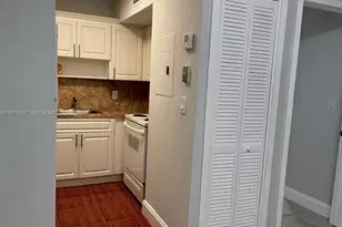 1152 NW 3rd St, Miami, FL 33128 - Photo 8