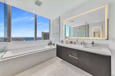 851 NE 1st Ave #3711, Miami, FL 33132 - Photo 46