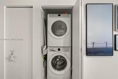 16385 Biscayne Blvd #2406, North Miami Beach, FL 33160 - Photo 18