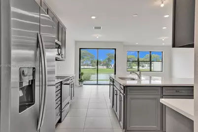 2202 S Appleton Circle S, Oakland Park, FL 33309 - Photo 18