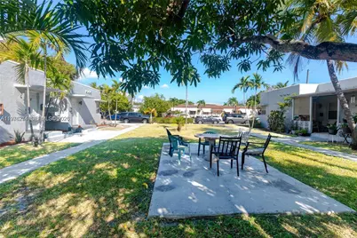 1840 Fillmore St #8, Hollywood, FL 33020 - Photo 14