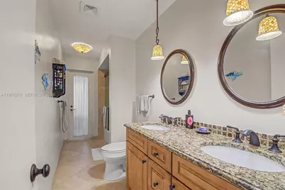 15401 SW 81 Av, Palmetto Bay, FL 33157 - Photo 22