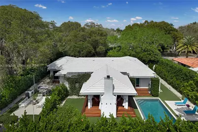 1098 NE 99th St, Miami Shores, FL 33138 - Photo 1