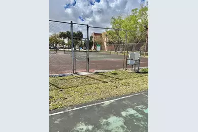 9400 West Flagler St #312, Miami, FL 33174 - Photo 4