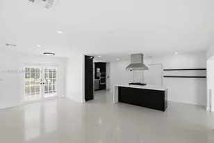 9825 SW 196th St, Cutler Bay, FL 33157 - Photo 16