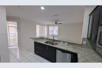 644 Sand Creek Cir, Weston, FL 33327 - Photo 14