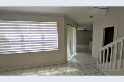 644 Sand Creek Cir, Weston, FL 33327 - Photo 4