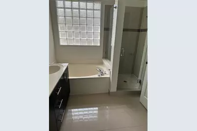 644 Sand Creek Cir, Weston, FL 33327 - Photo 16