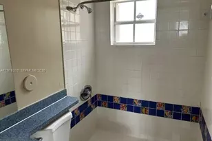 301 SW 86th Ave, Pembroke Pines, FL 33025 - Photo 24