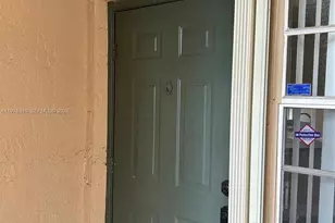 301 SW 86th Ave, Pembroke Pines, FL 33025 - Photo 4