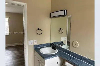 301 SW 86th Ave #102, Pembroke Pines, FL 33025 - Photo 24