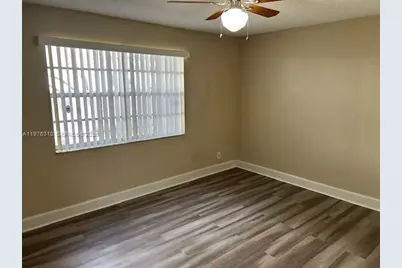 301 SW 86th Ave #102, Pembroke Pines, FL 33025 - Photo 20