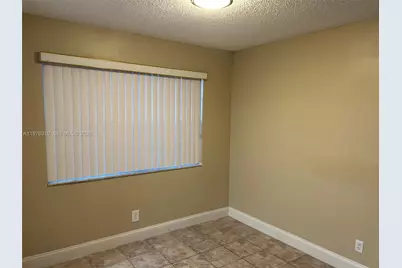 301 SW 86th Ave #102, Pembroke Pines, FL 33025 - Photo 2