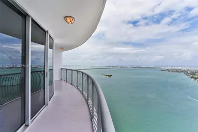 1750 N Bayshore Dr #5002, Miami, FL 33132 - Photo 2