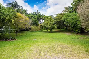 291 NE 152nd St, Miami, FL 33162 - Photo 2