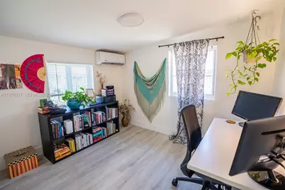 8012 NW 10th Ct, Miami, FL 33150 - Photo 14