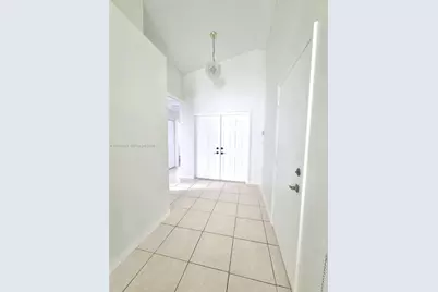 14215 NW 21st St, Pembroke Pines, FL 33028 - Photo 4