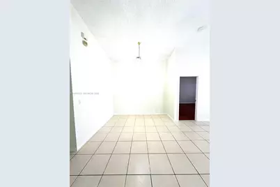 14215 NW 21st St, Pembroke Pines, FL 33028 - Photo 8