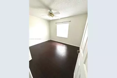 14215 NW 21st St, Pembroke Pines, FL 33028 - Photo 12