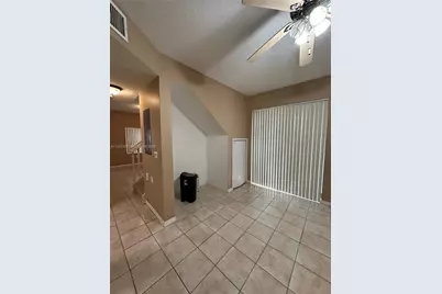 745 SW 107th Ave, Pembroke Pines, FL 33025 - Photo 8
