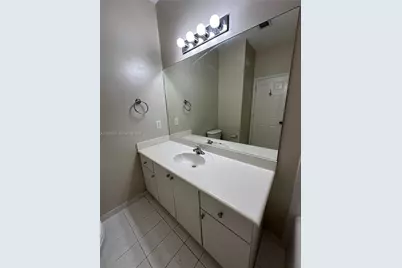 745 SW 107th Ave, Pembroke Pines, FL 33025 - Photo 14