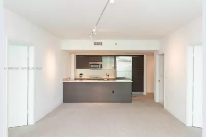 500 Brickell Av #1505, Miami, FL 33131 - Photo 8