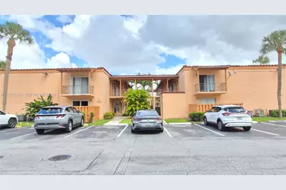 7220 Fairway Dr #G8, Miami Lakes, FL 33014 - Photo 1