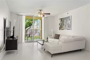 19555 E Country Club Dr, Aventura, FL 33180 - Photo 2