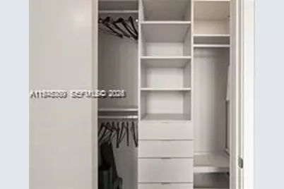 68 SE 6th St #1209, Miami, FL 33131 - Photo 20