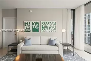 68 SE 6th St, Miami, FL 33131 - Photo 34