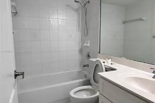 17354 NW 74th Ave, Hialeah, FL 33015 - Photo 12