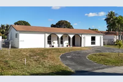 2913 Dolphin Dr, Miramar, FL 33025 - Photo 2