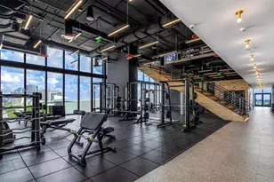 398 NE 5th St, Miami, FL 33132 - Photo 4