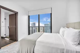 398 NE 5th St, Miami, FL 33132 - Photo 30