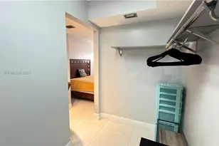 12500 SW 5th Ct, Pembroke Pines, FL 33027 - Photo 8