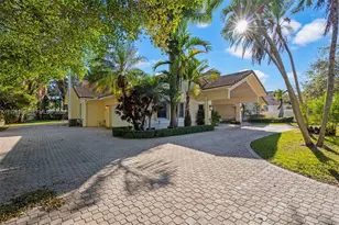 9930 SW 145th St, Miami, FL 33176 - Photo 4