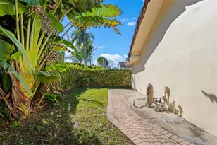 9930 SW 145th St, Miami, FL 33176 - Photo 62