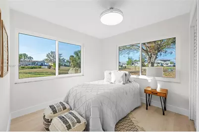 105 12th St SW, Other City - In The State Of Florida, FL 33570 - Photo 10