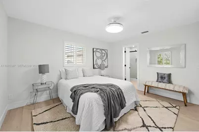 105 12th St SW, Other City - In The State Of Florida, FL 33570 - Photo 6