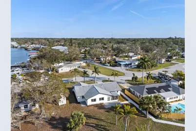 105 12th St SW, Other City - In The State Of Florida, FL 33570 - Photo 72