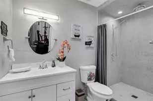 3747 NE 1st St, Homestead, FL 33033 - Photo 14